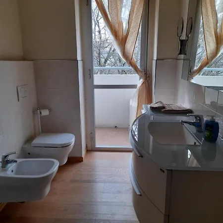 La Casa Di Max- For Families Apartment