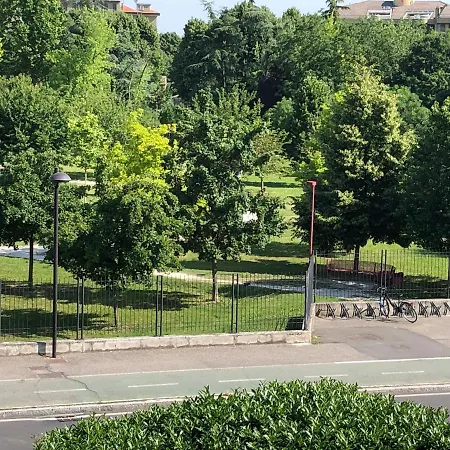 La Casa Di Max- For Families Διαμέρισμα Πάρμα