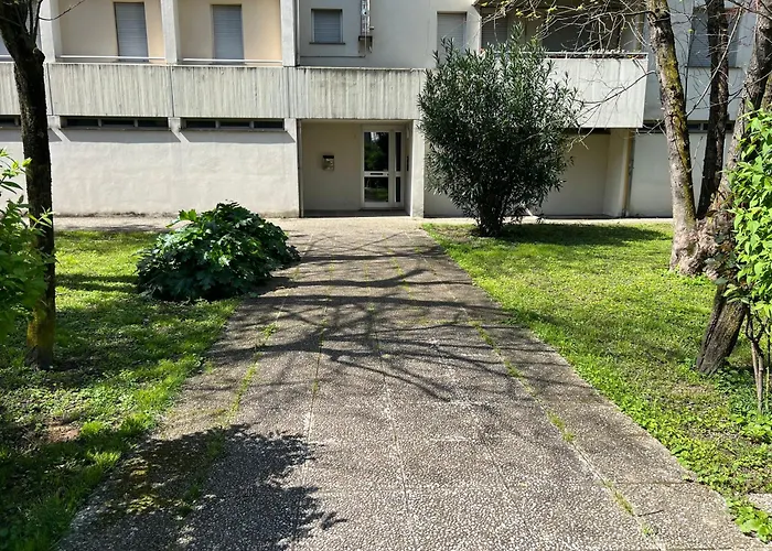 La Casa Di Max- For Families